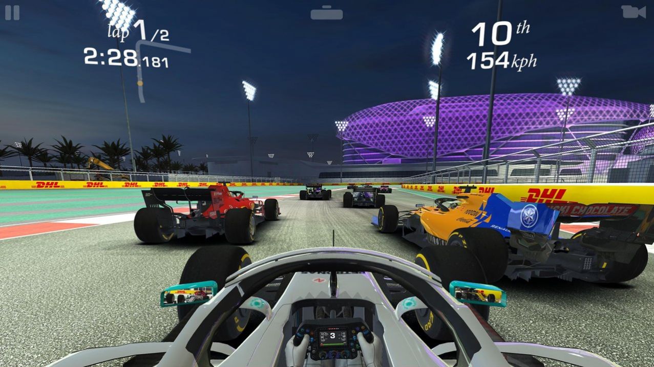 真实赛车3D模拟驾驶(Real Racing 3)